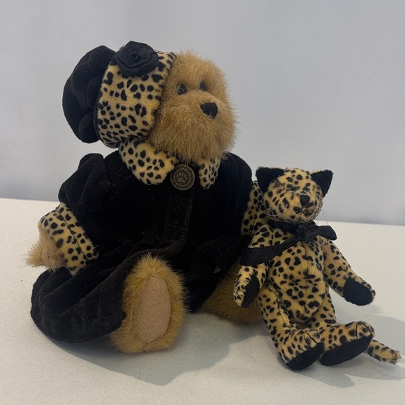 Boyds Bears Black and Leopard Plush Toy Duo - Picture 1 of 3